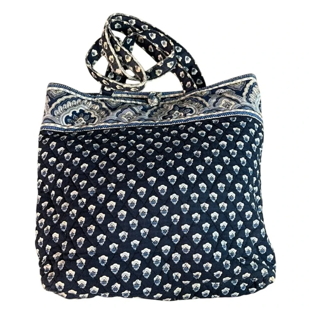 Vera Bradley Quilted Cotton Tote Bag Navy Blue White Paisley Shoulder Bag USA